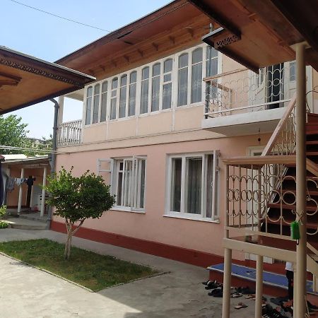 Гостевой Дом Конок Osh Ngoại thất bức ảnh